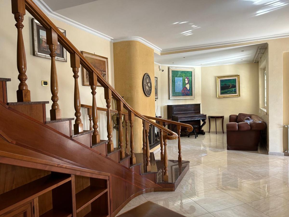 Villa Visconti - Anagnina By Ghor Rom Eksteriør billede
